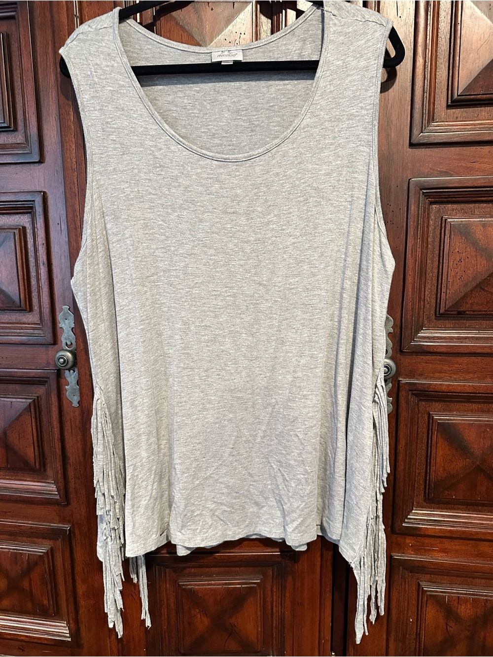 26/28 Avenue Light Gray Fringe Sleeveless Tank